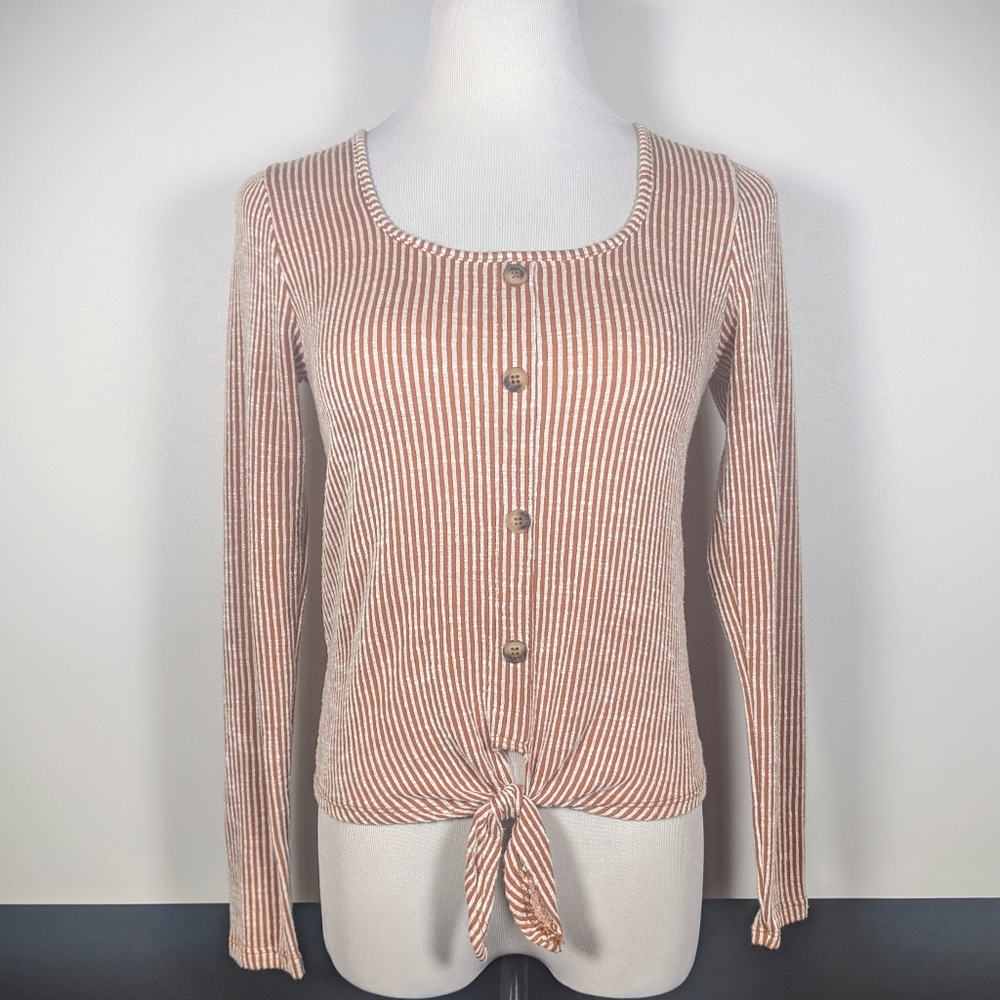 Caution To The Wind•Striped•Tied•Button Top